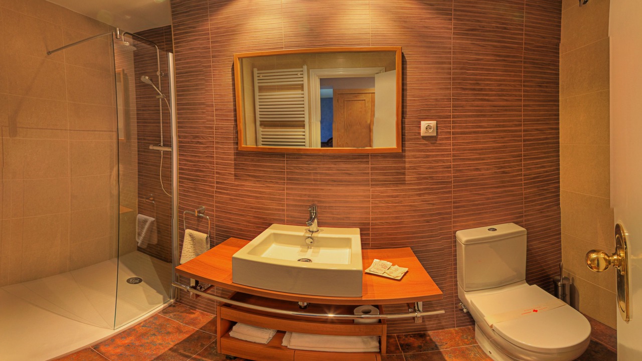 Photo of Bathroom in La Puebla de Roda