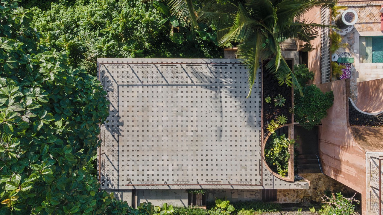 Photo of Outdoor in Kelusa