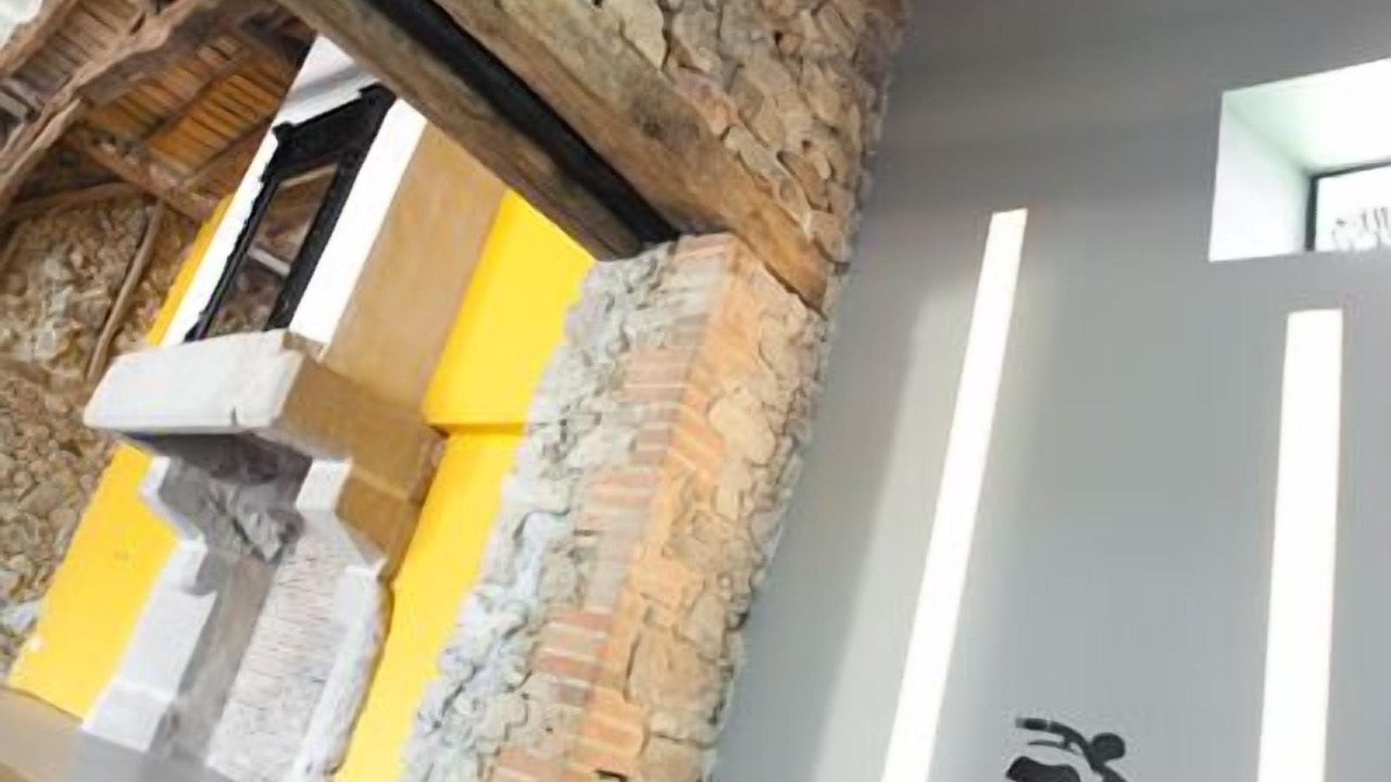 Photo of Others in Lege