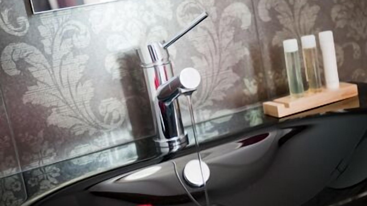 Photo of Bathroom in Lege