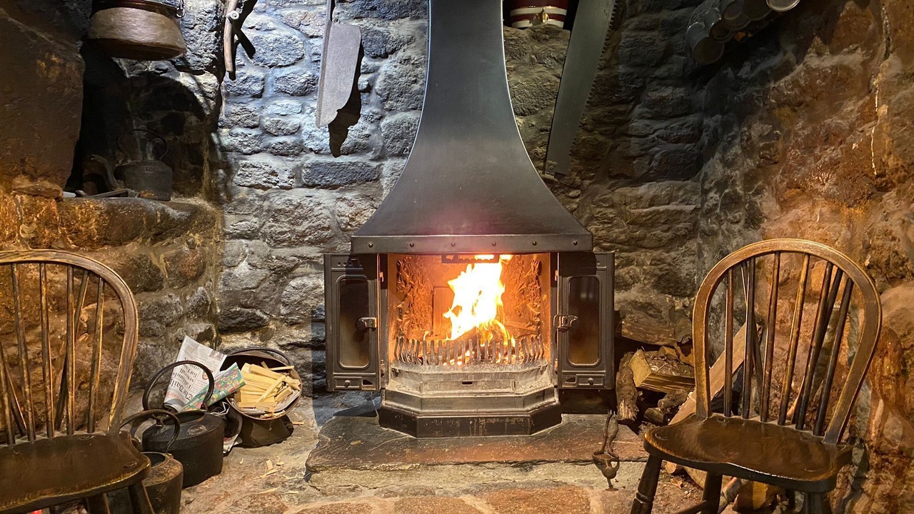 Photo of Livingroom in Lanlivery