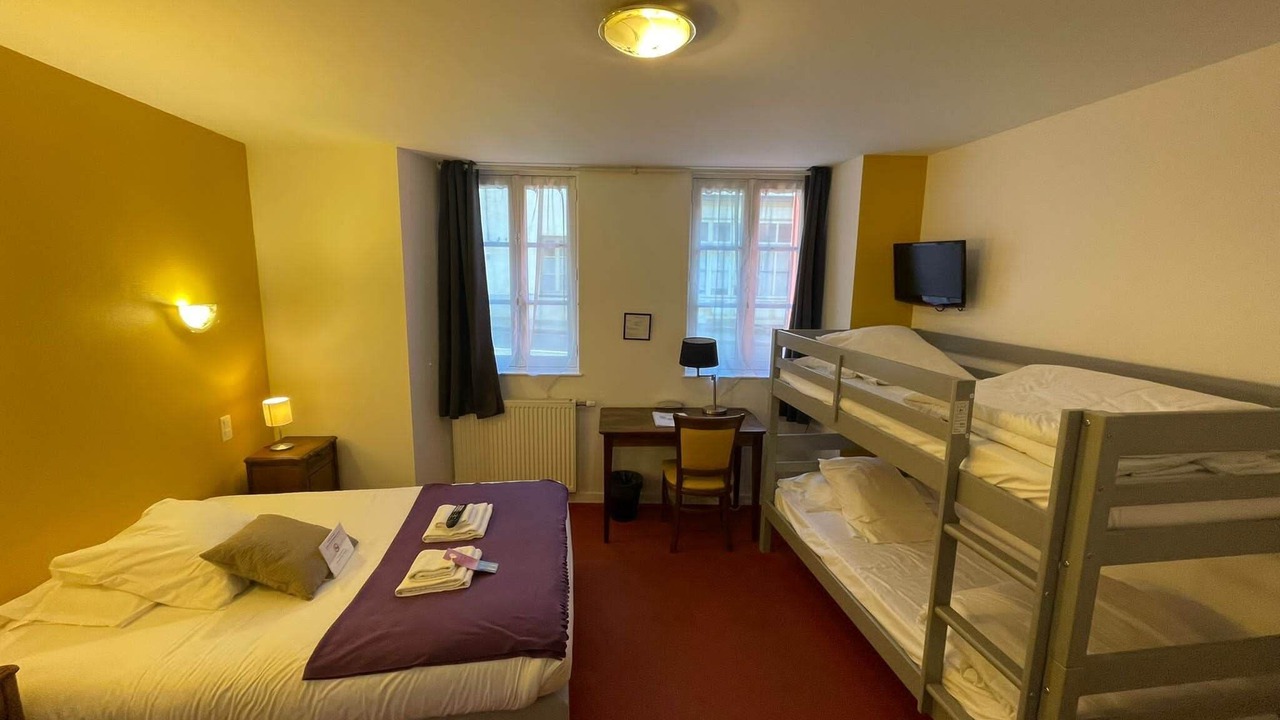 Photo of Others in Vitre