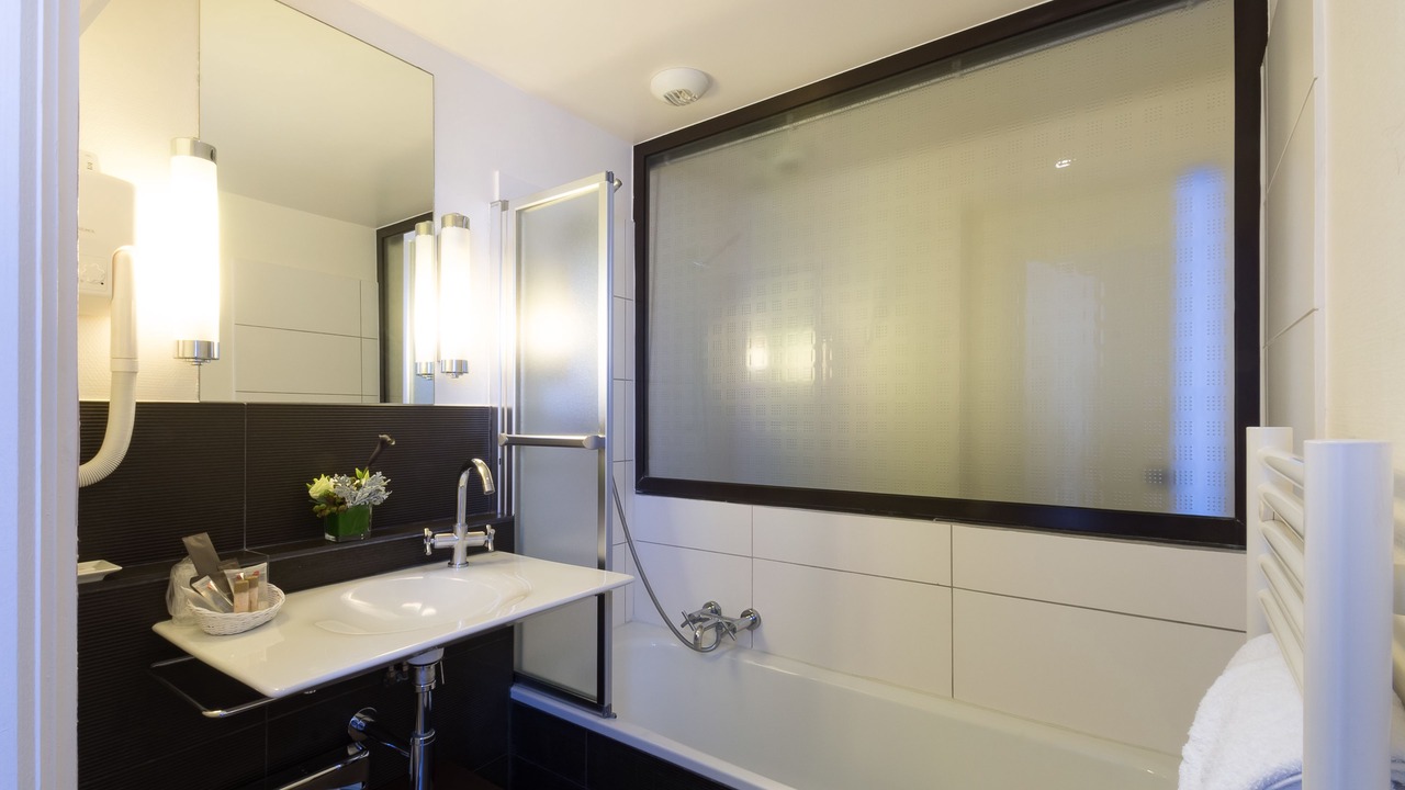Photo of Bathroom in Deauville City Centre