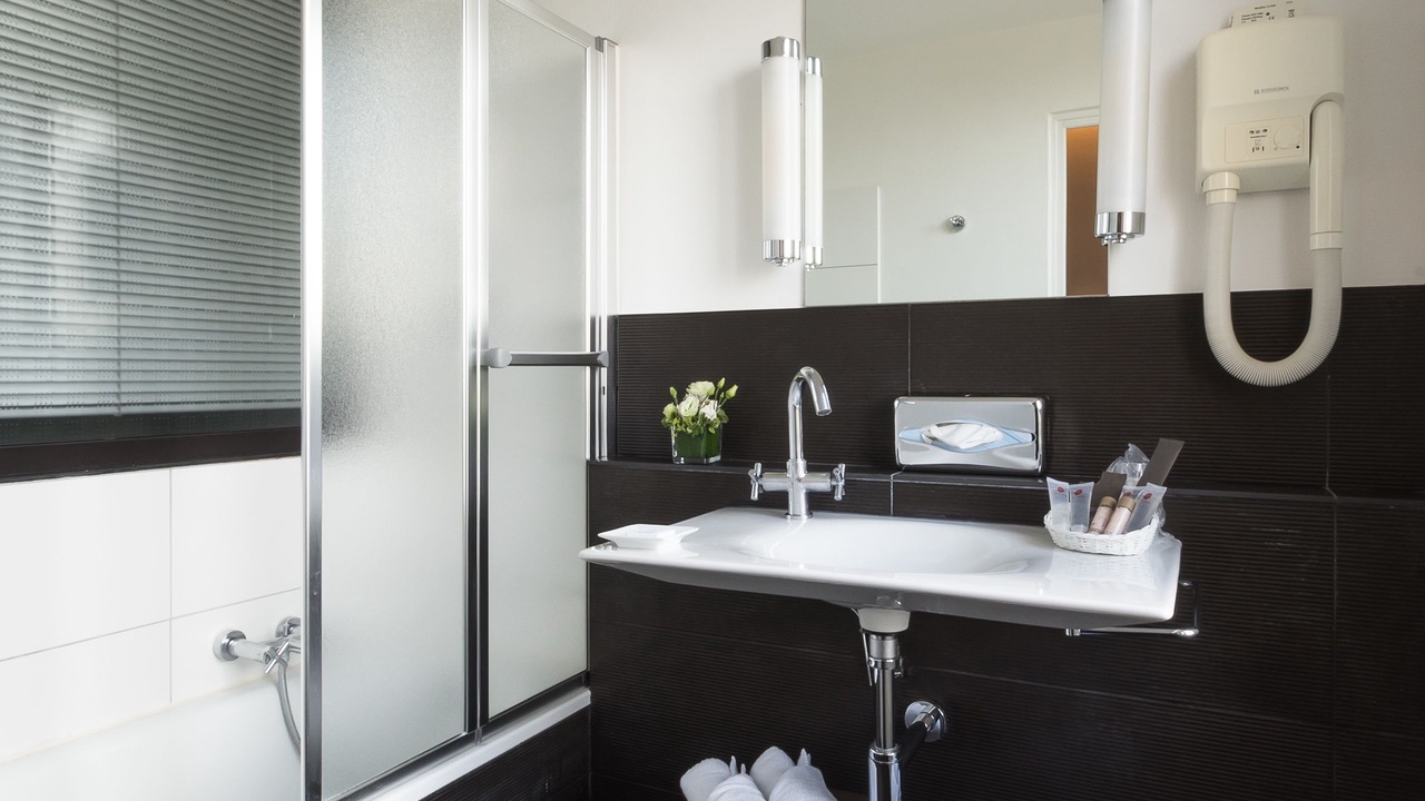 Photo of Bedroom in Deauville City Centre
