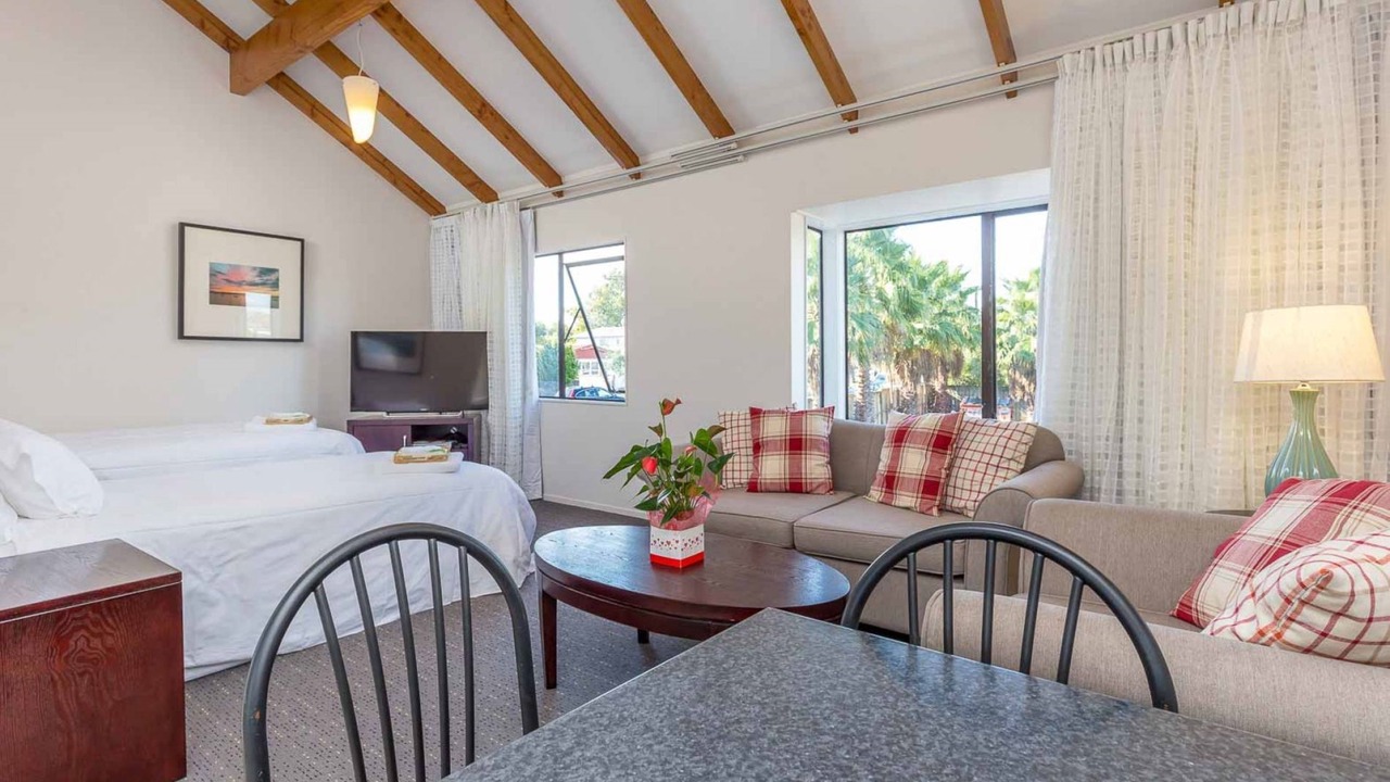 Photo of Livingroom in Takapuna