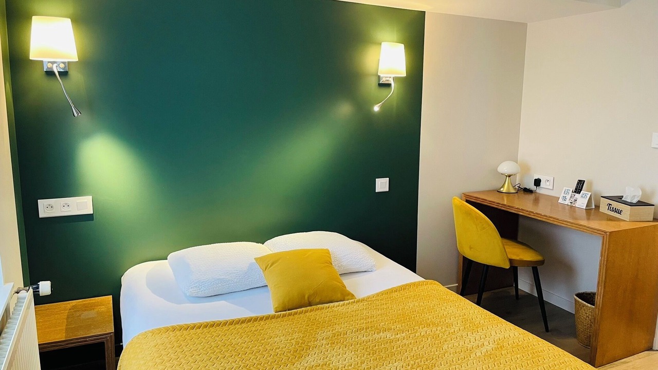 Photo of Bedroom in Briouze