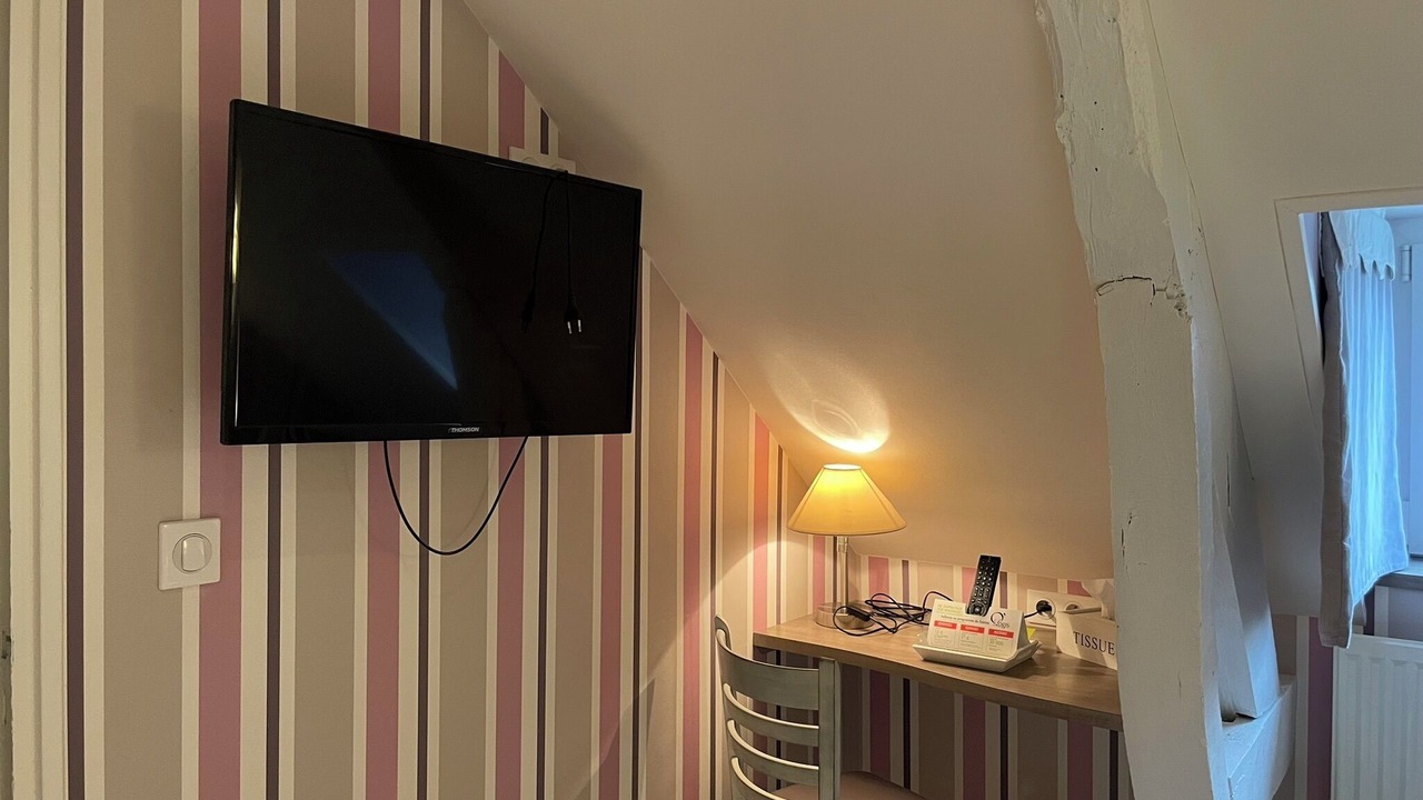 Photo of Bedroom in Briouze