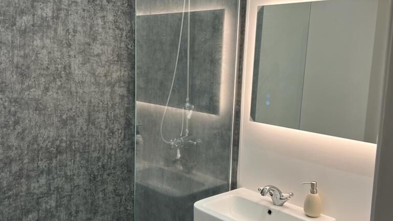 Photo of Others in Heathrow Villages