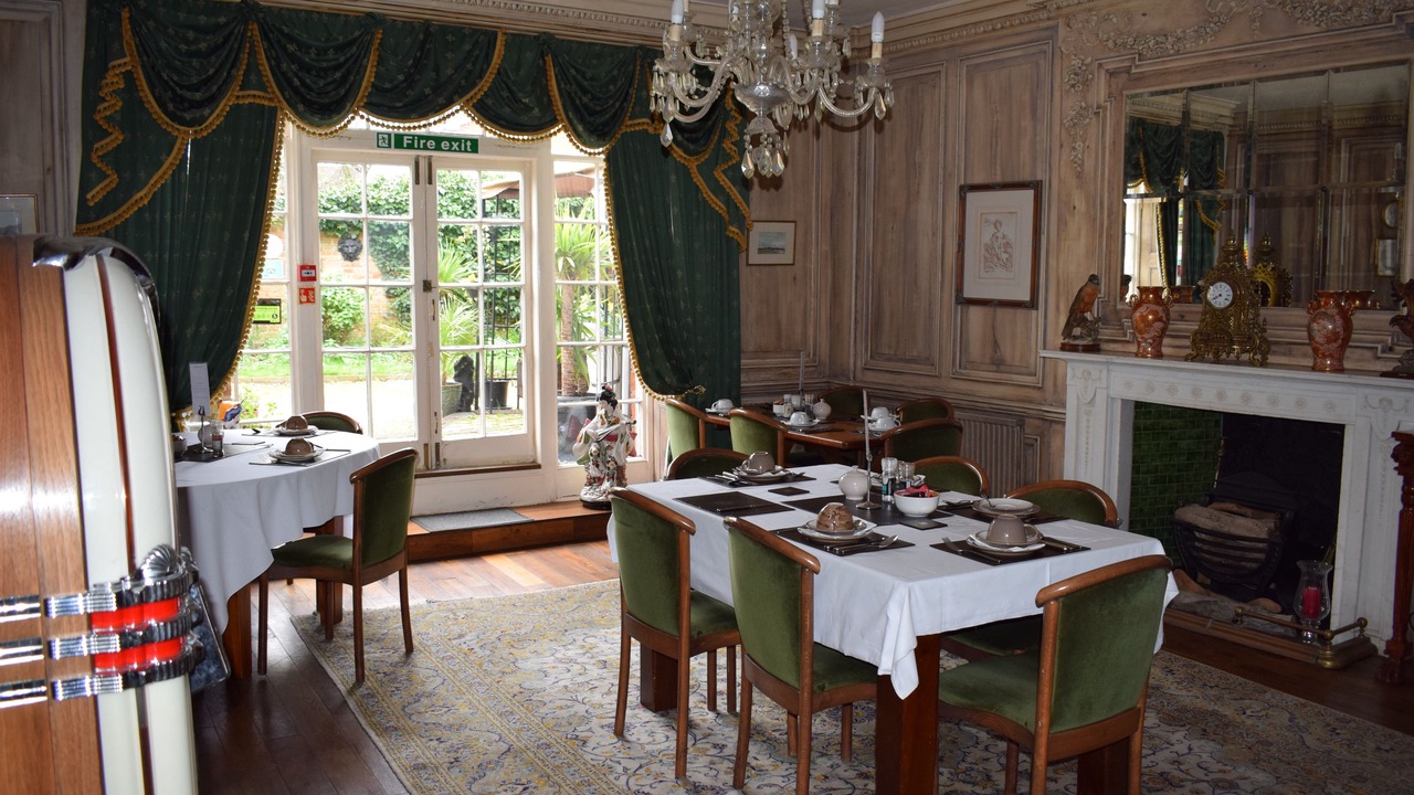 Photo of Others in Heathrow Villages