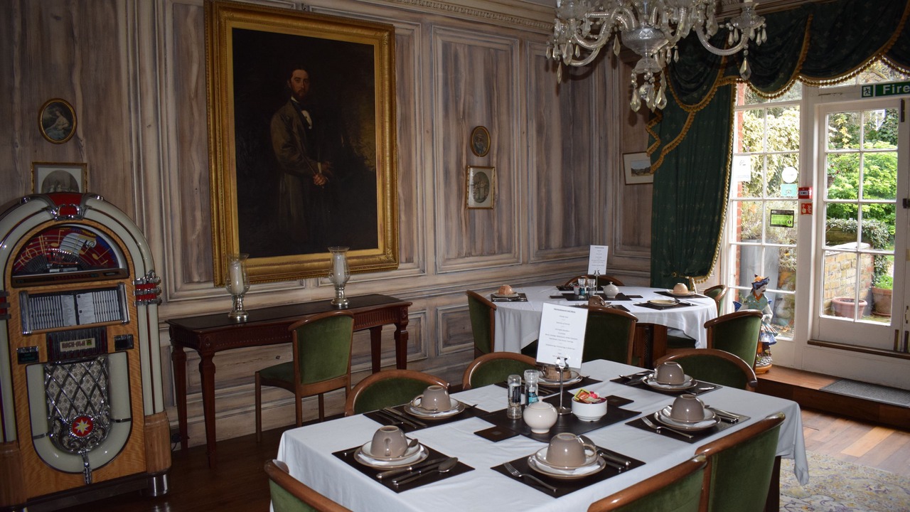 Photo of Others in Heathrow Villages