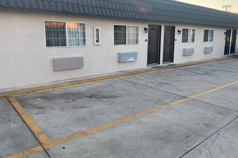 Photo of Outdoor in Park Mesa Heights