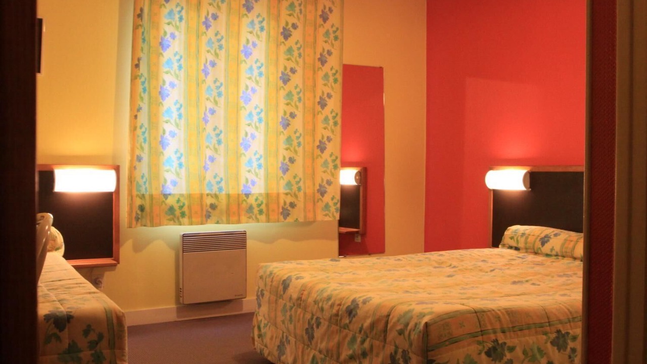 Photo of Others in Pontorson