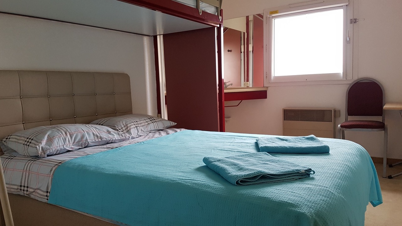 Photo of Bathroom in Saint-Pierre-de-Chandieu