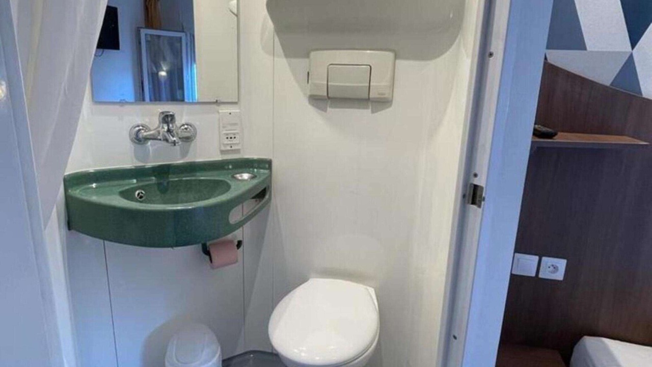 Photo of Bathroom in Val-de-Reuil