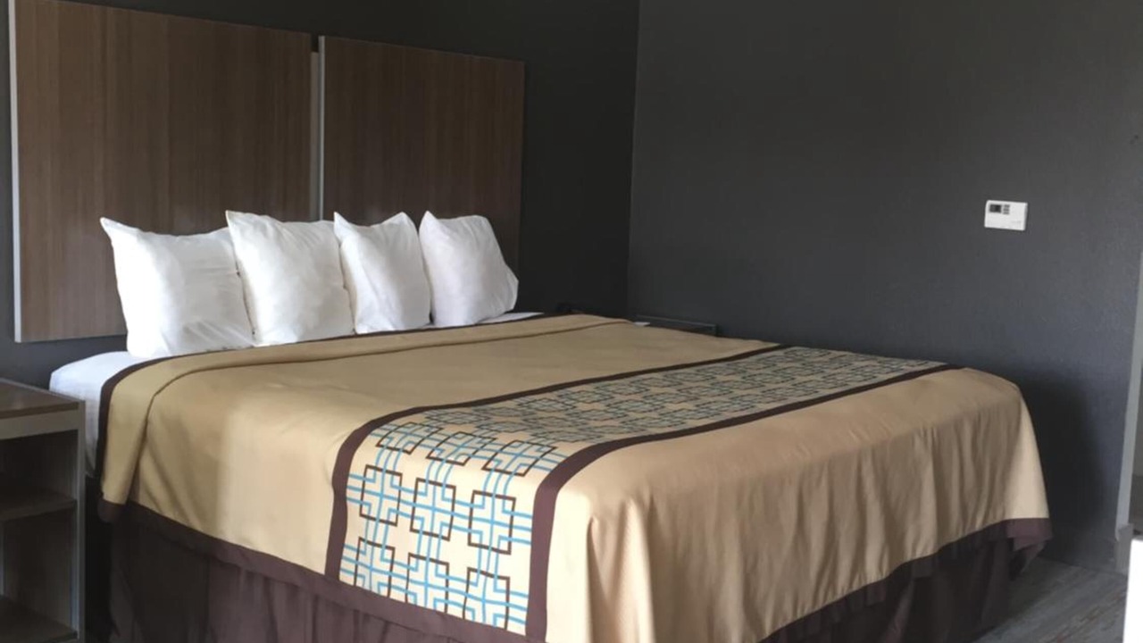 Photo of Bedroom in Conroe