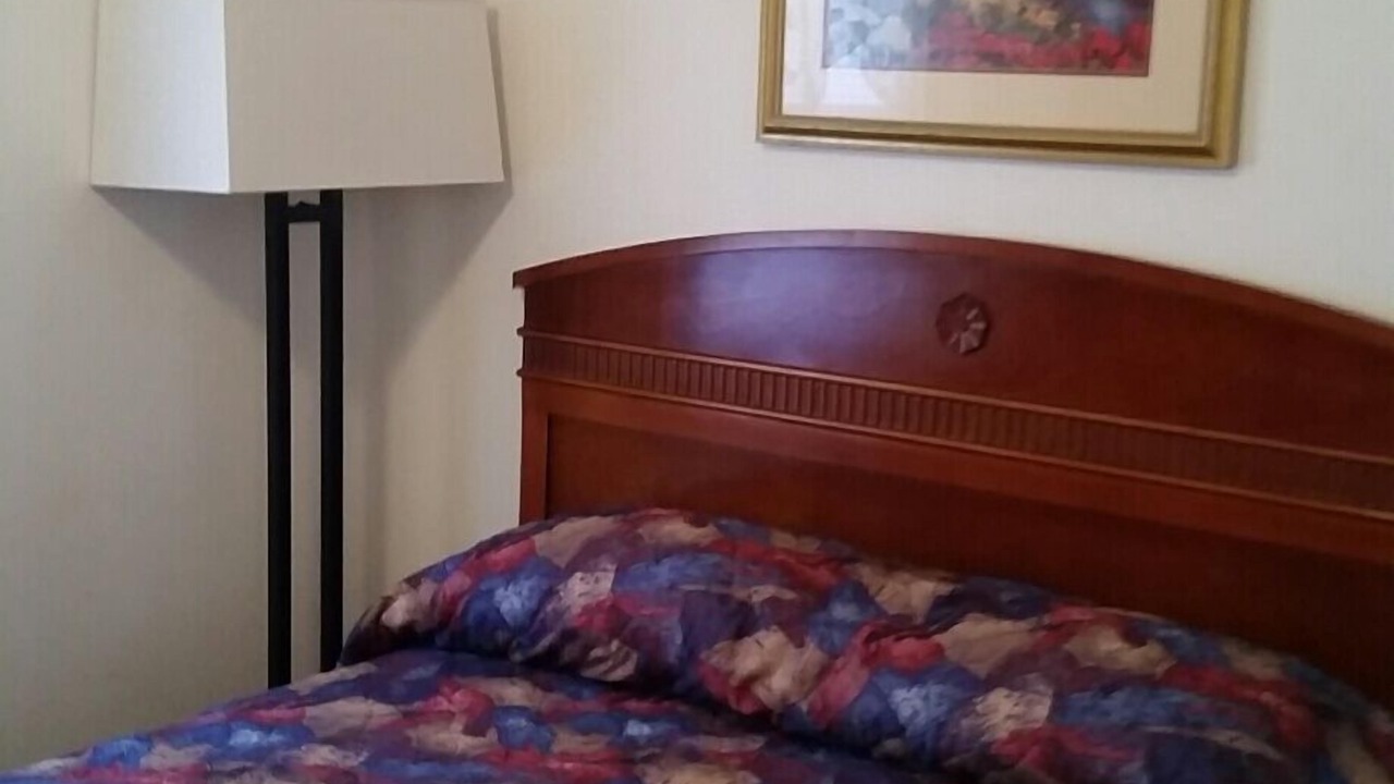 Photo of Bedroom in Basin