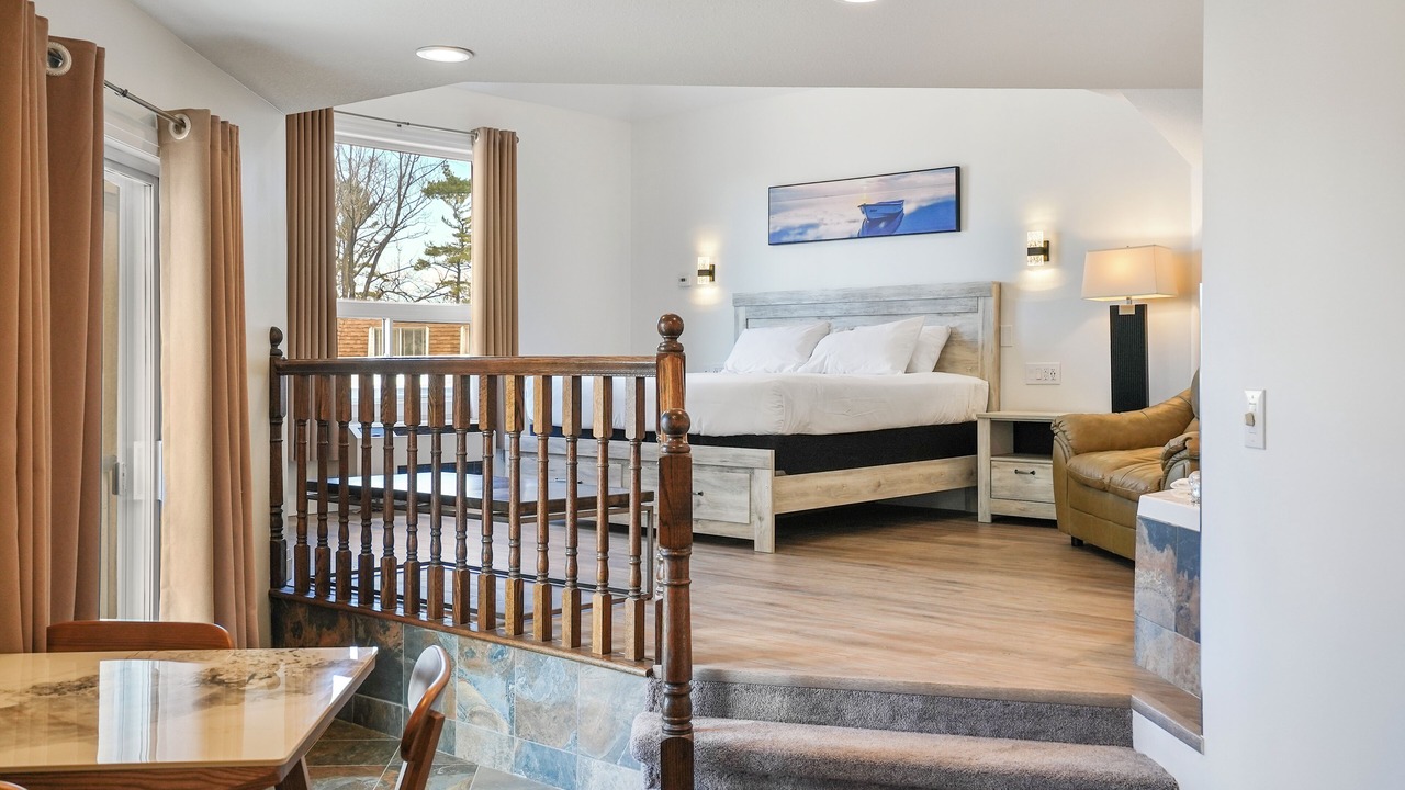 Photo of Bedroom in Wasaga Beach