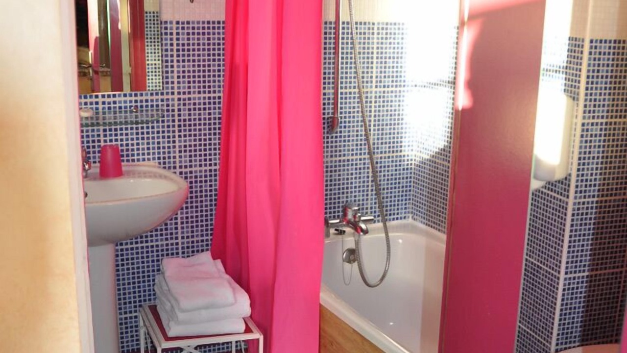 Photo of Bathroom in Quartier Vieux Marche-Cathedrale