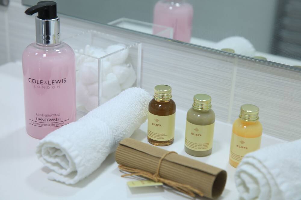 Photo of Bathroom in Ditcheat