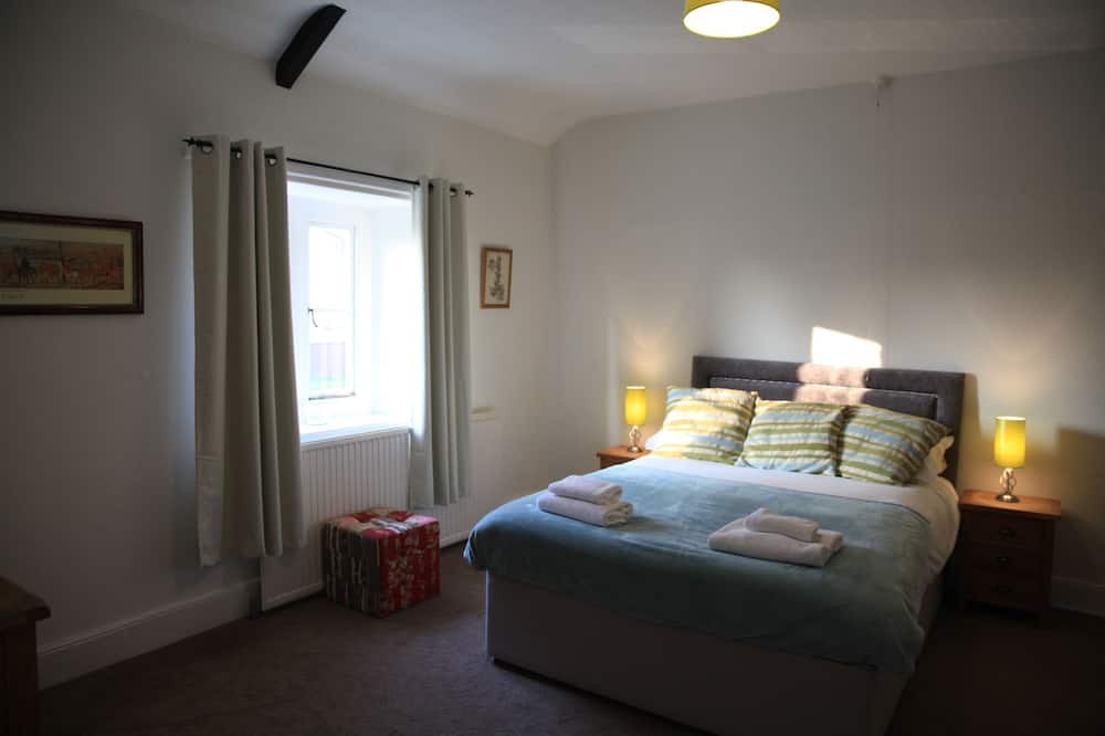 Photo of Bedroom in Ditcheat