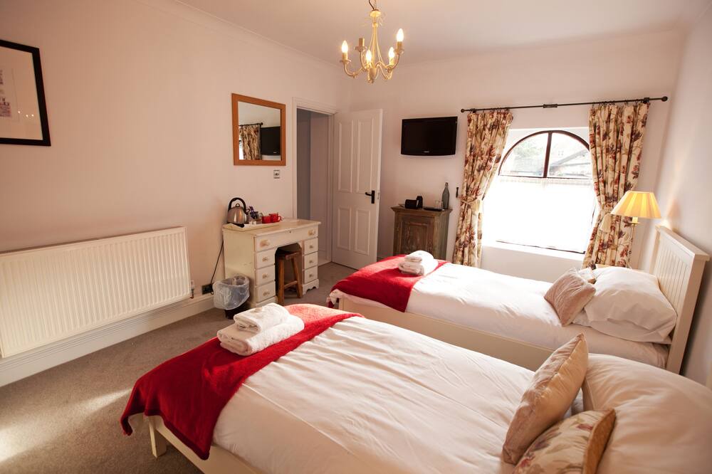 Photo of Bedroom in Ditcheat