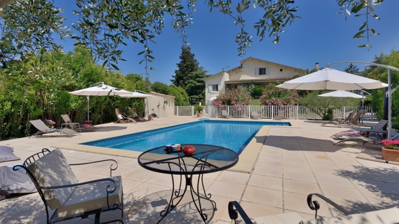 Photo of Outdoor in Lunel
