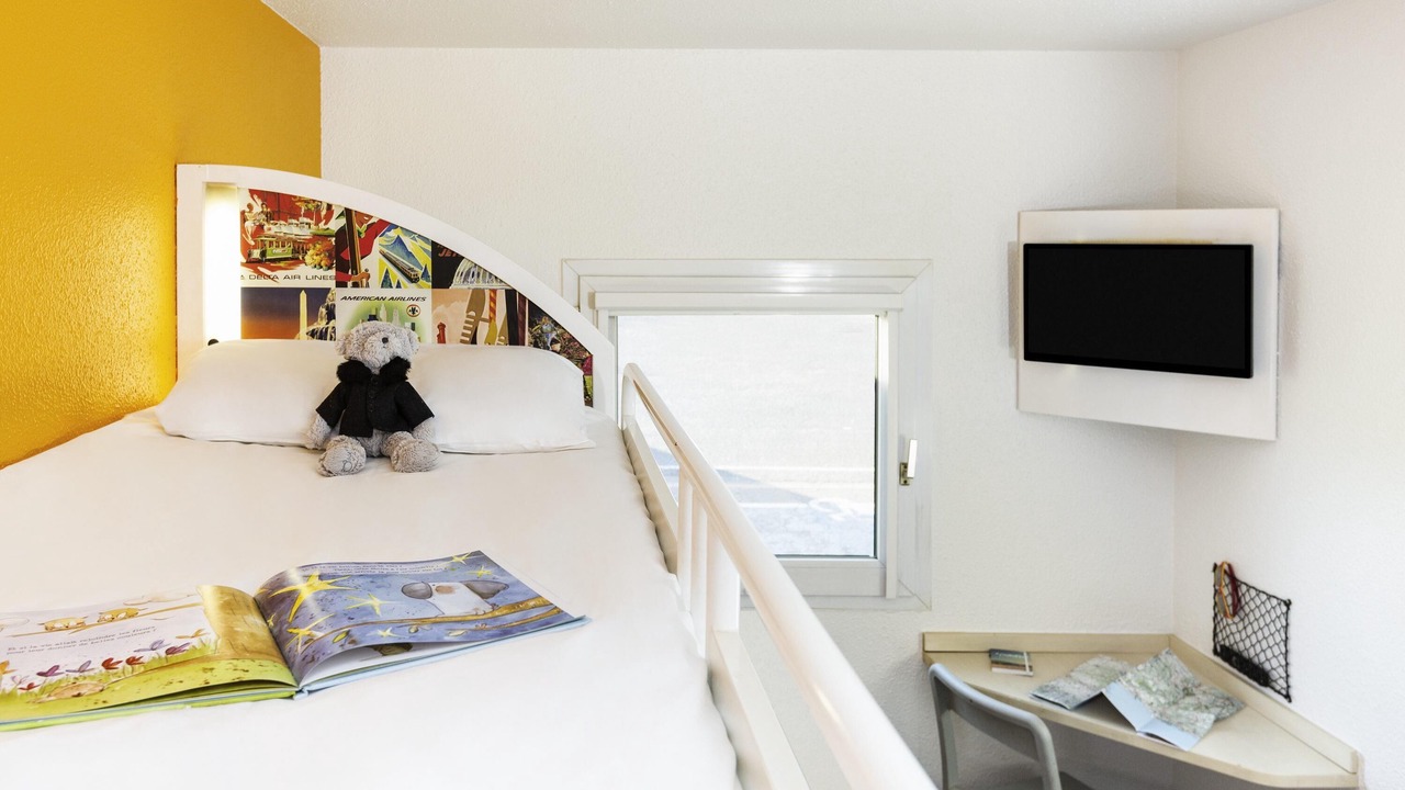 Photo of Bedroom in Saint-Quentin-sur-le-Homme