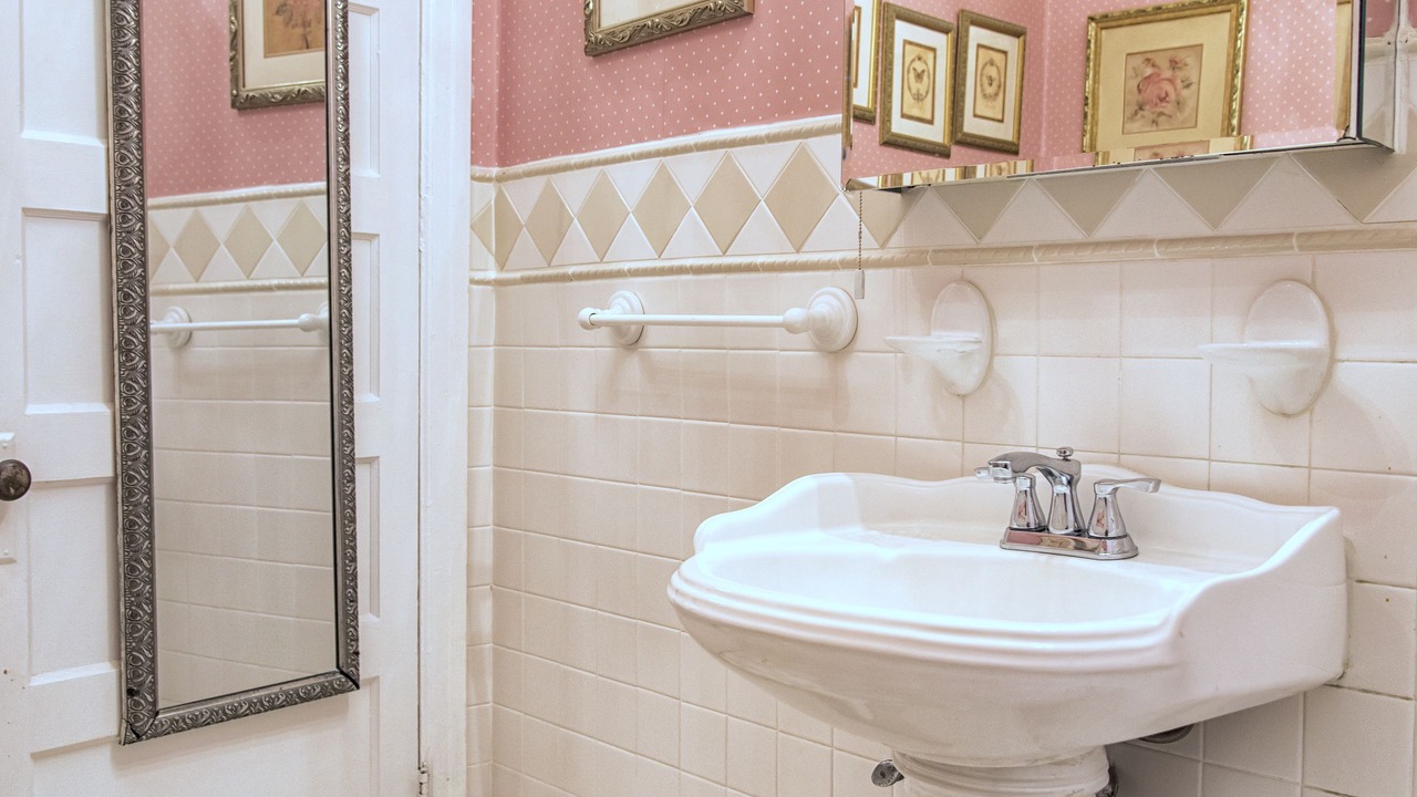 Photo of Bathroom in Center City