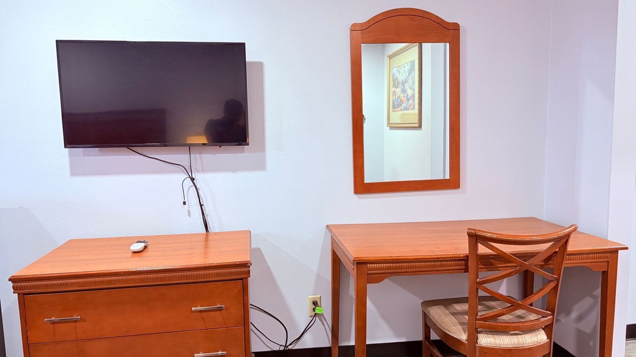 Photo of Bedroom in Checotah
