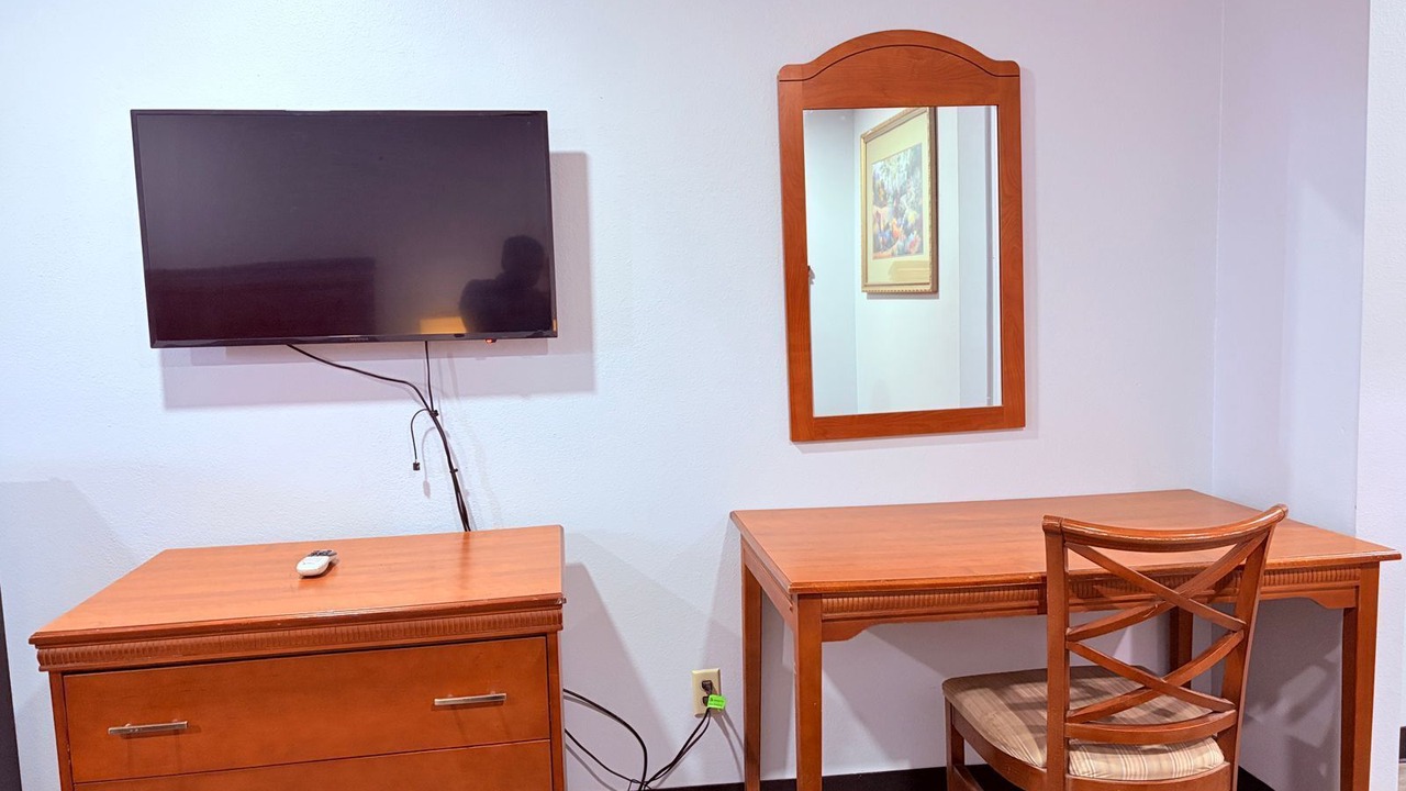 Photo of Bedroom in Checotah