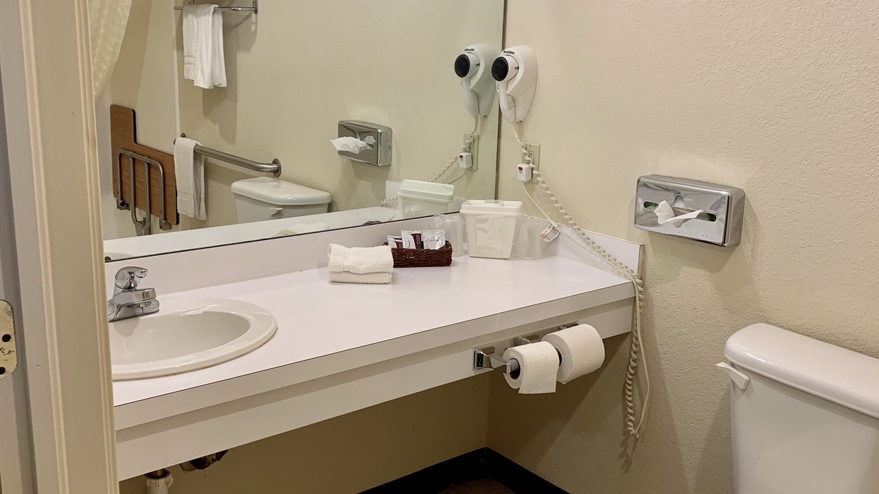 Photo of Bathroom in Blanco