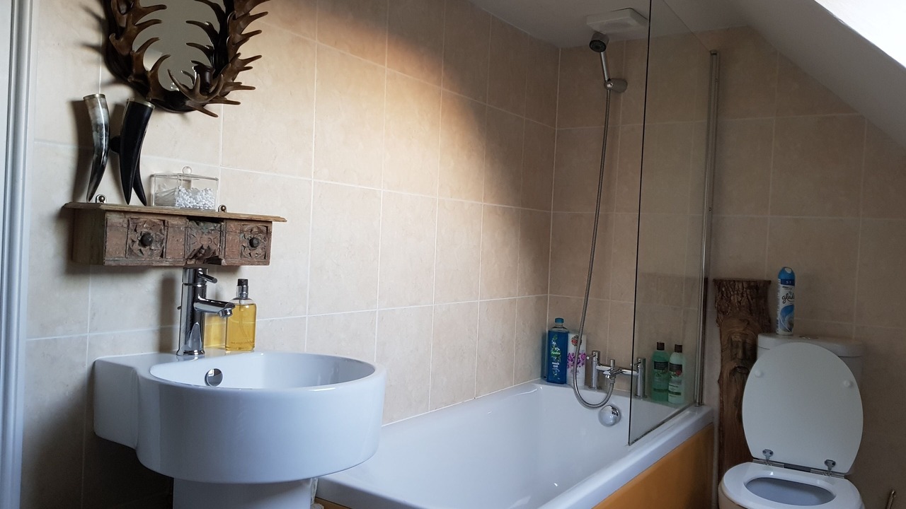 Photo of Bathroom in Glastonbury