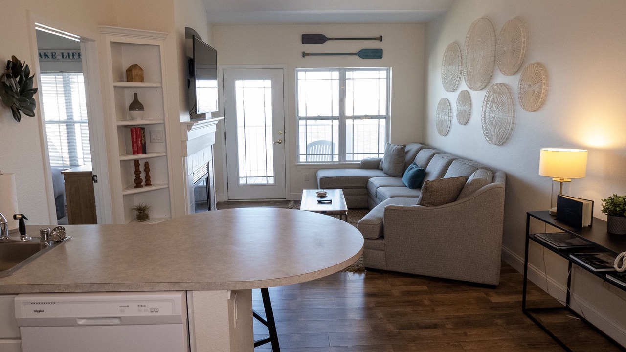 Photo of Livingroom in Delavan Lake