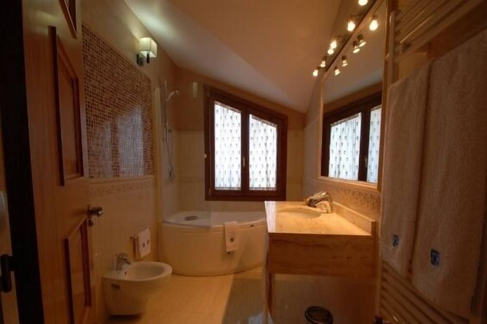 Photo of Bathroom in Zaorejas