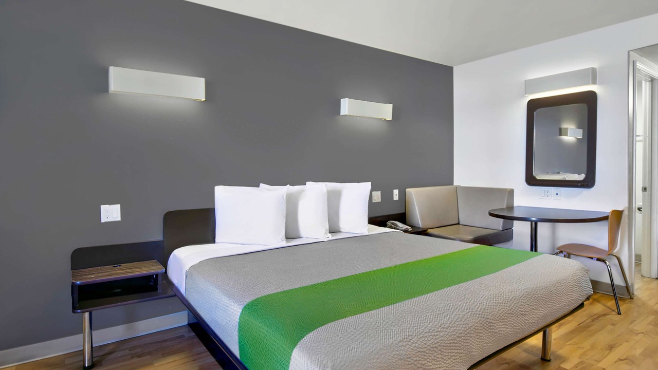 Photo of Bedroom in Victorville