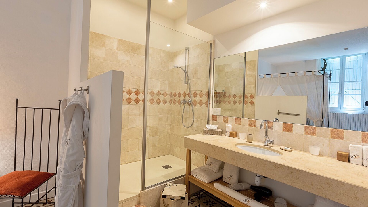 Photo of Bathroom in Avignon