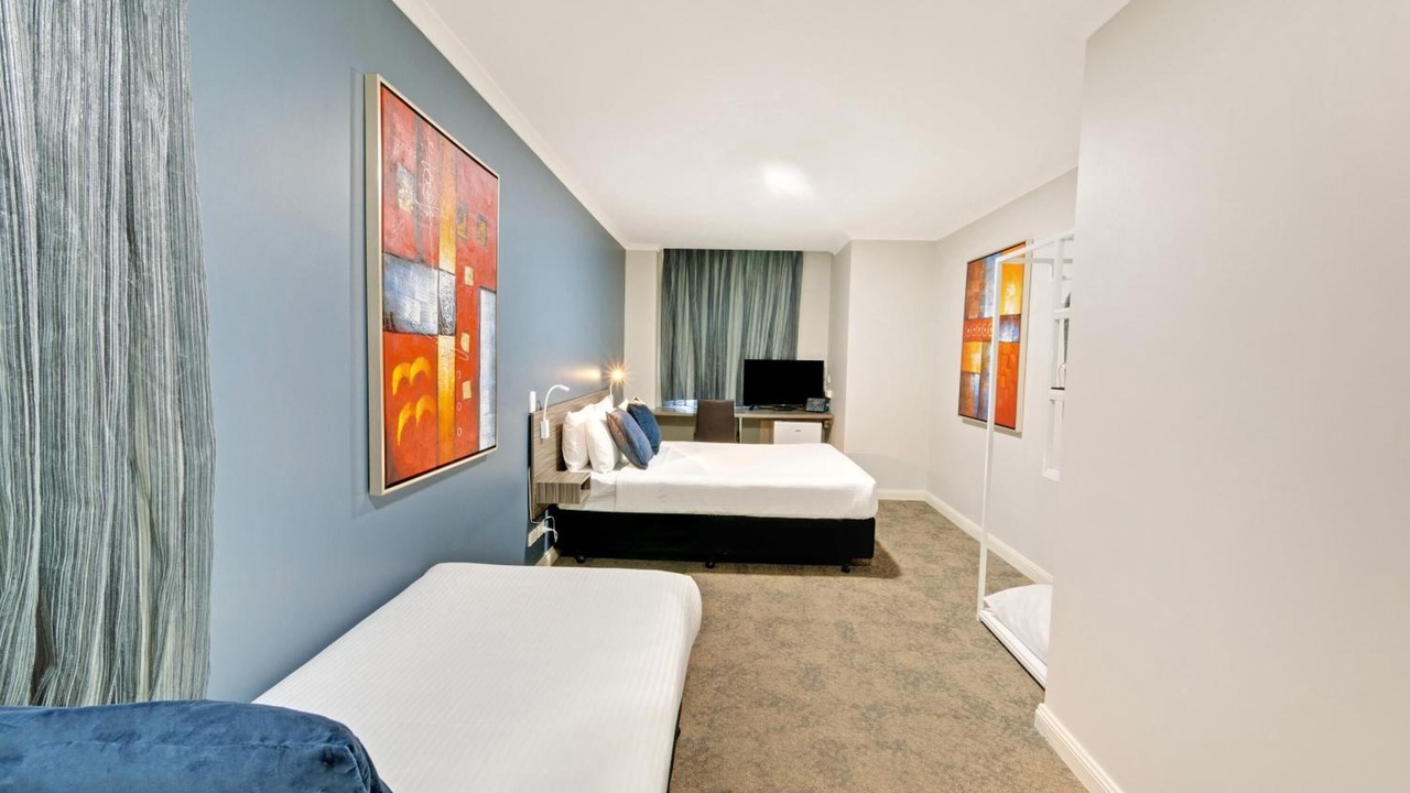 Photo of Others in Chippendale