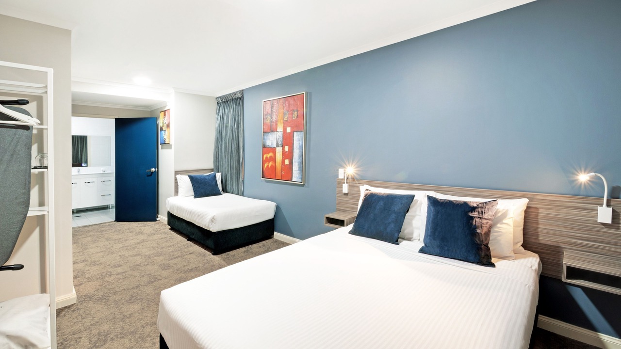 Photo of Others in Chippendale