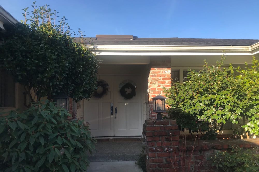 Photo of Outdoor in The Bowl of Edmonds