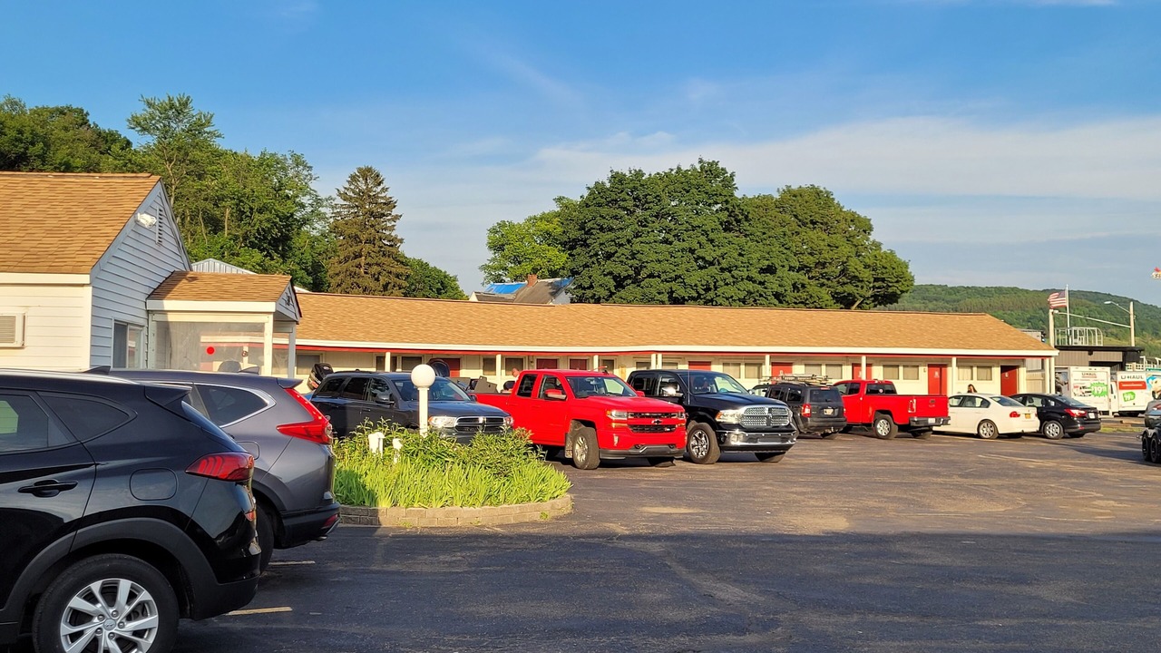 Photo of Others in Blodgett Mills