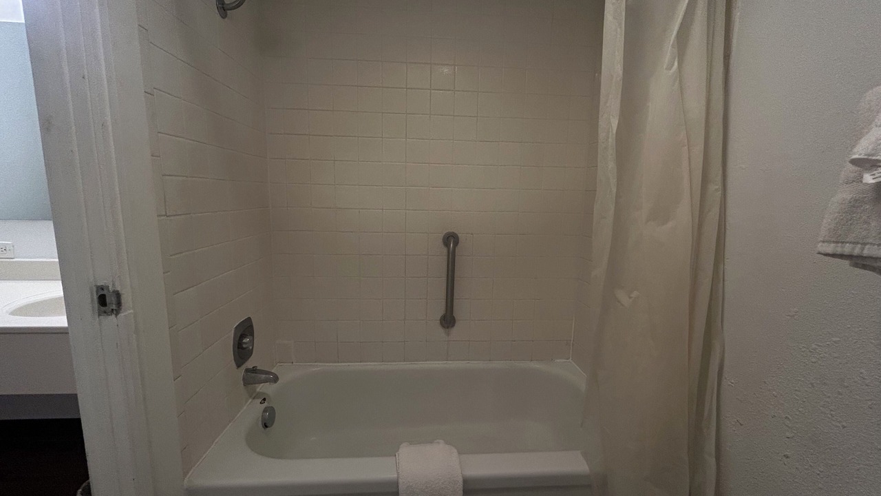 Photo of Bathroom in Scottsbluff