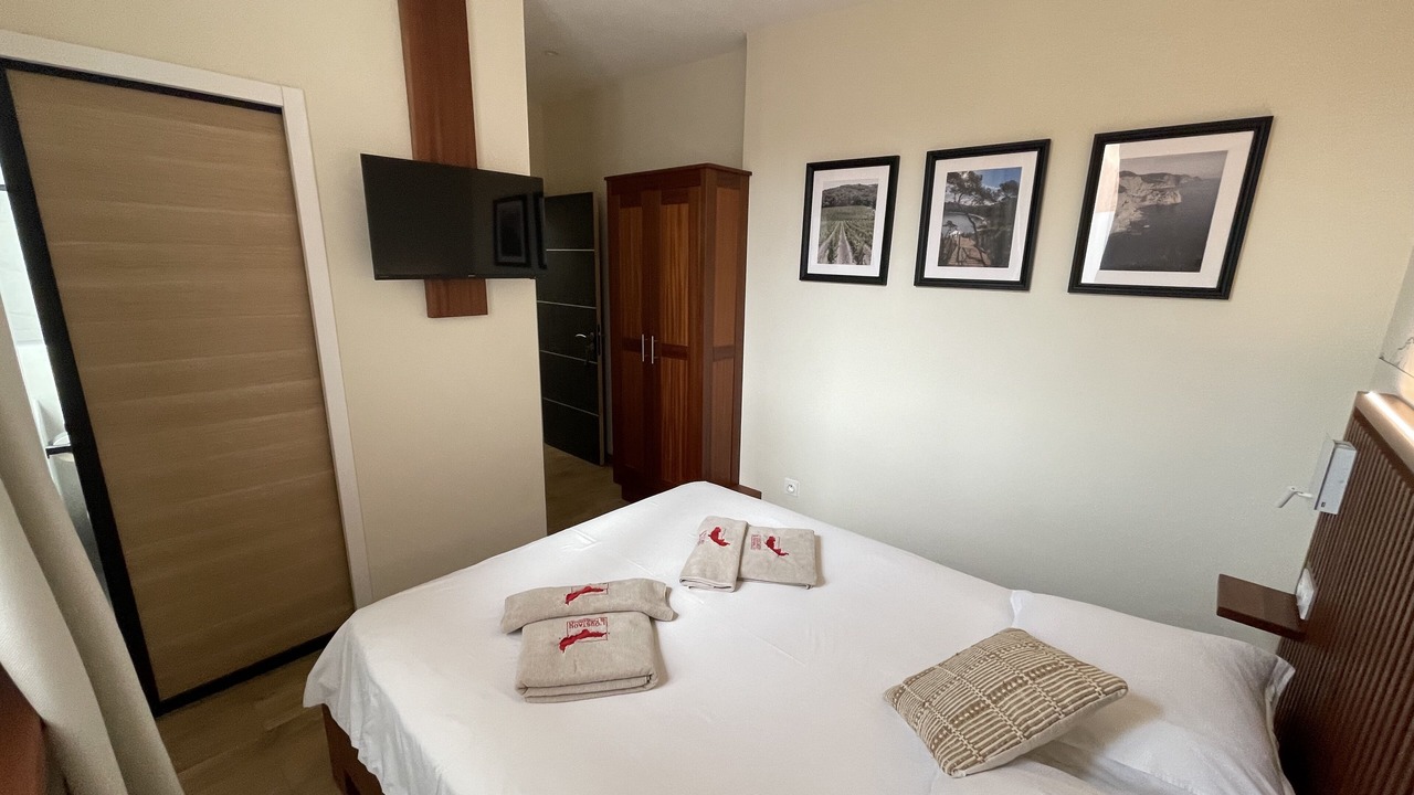 Photo of Bedroom in Porquerolles