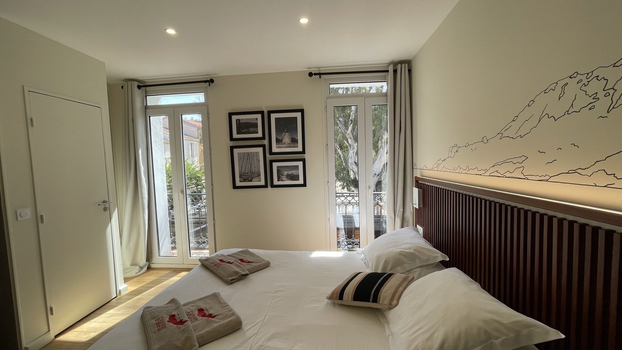 Photo of Bedroom in Porquerolles