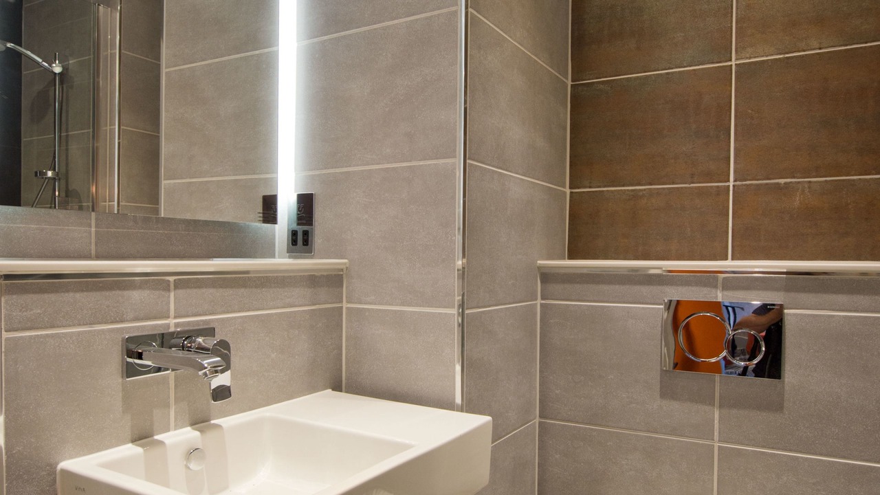 Photo of Bathroom in Leeds City Center