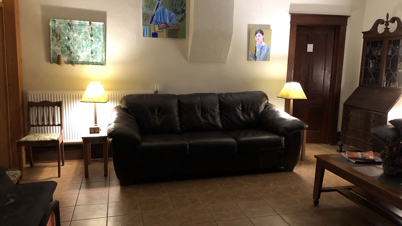 Photo of Livingroom in Amherst