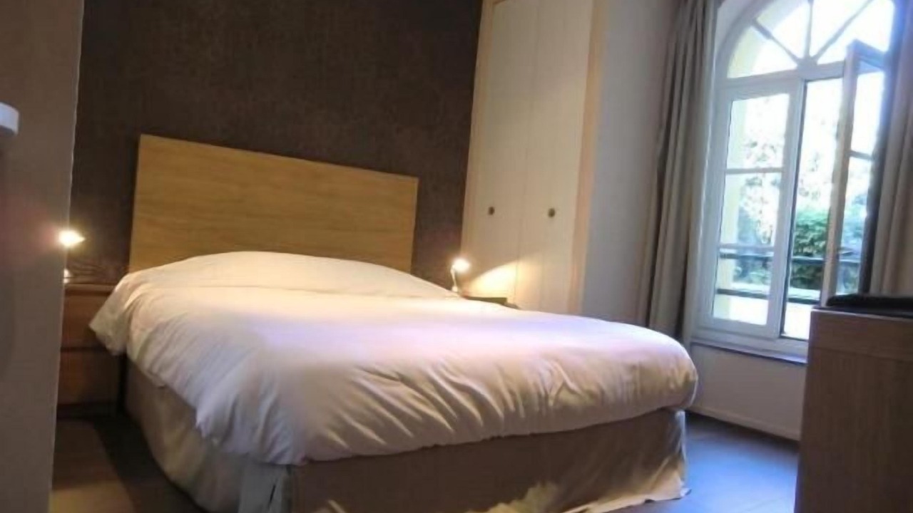 Photo of Bedroom in Rouen City Centre