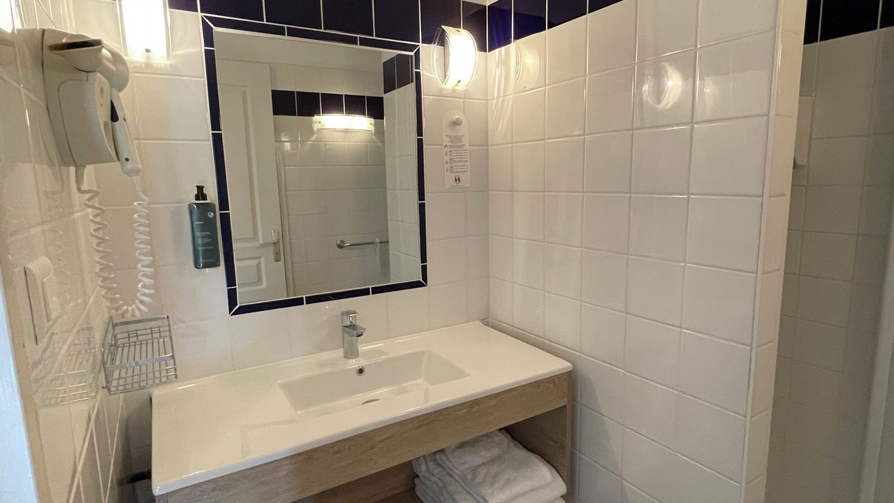Photo of Bathroom in Sarlat-la-Caneda