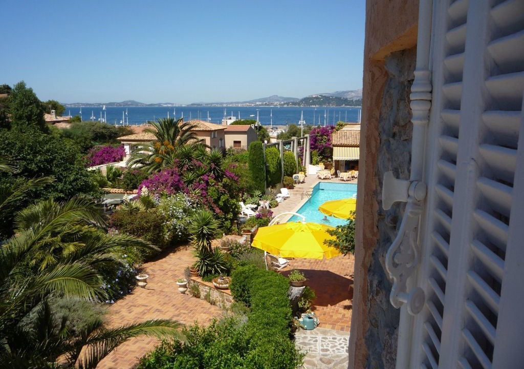 Photo of Bedroom in Le Pradet