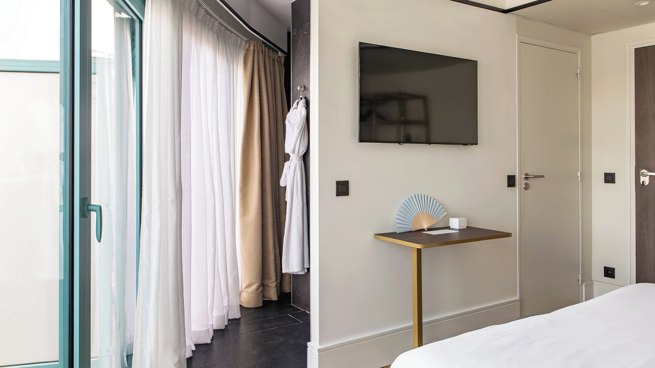 Photo of Bedroom in Les Puces de Saint-Ouen