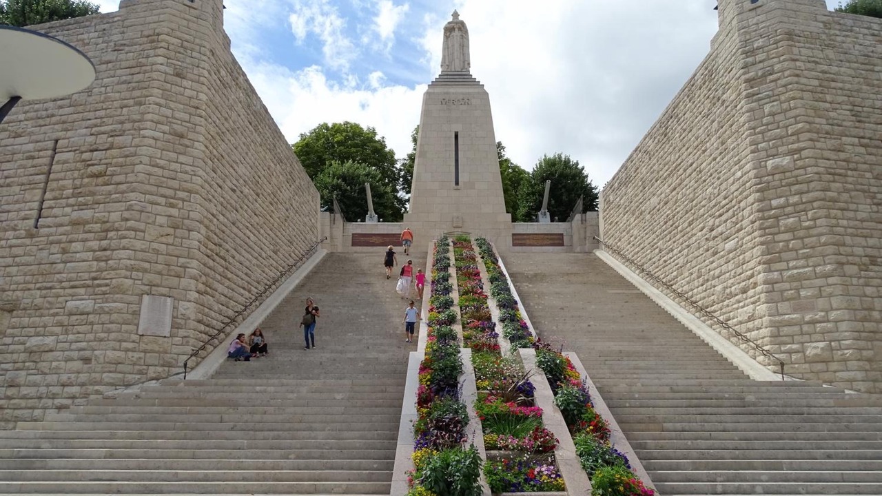 Photo of Outdoor in Marville